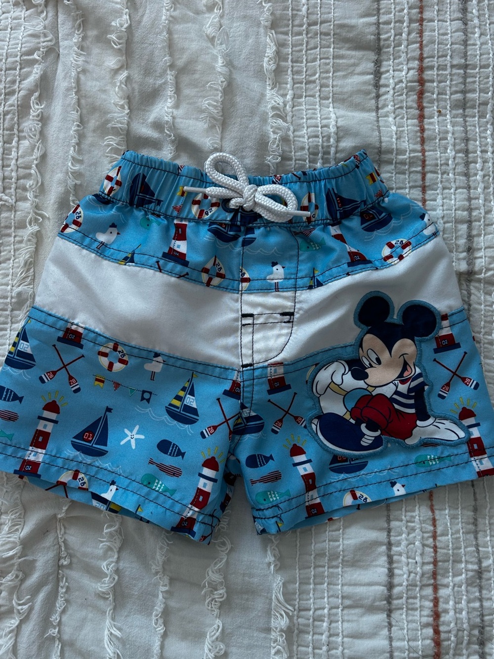 3/15 Disney Store Mickey Mouse Cruise Shorts